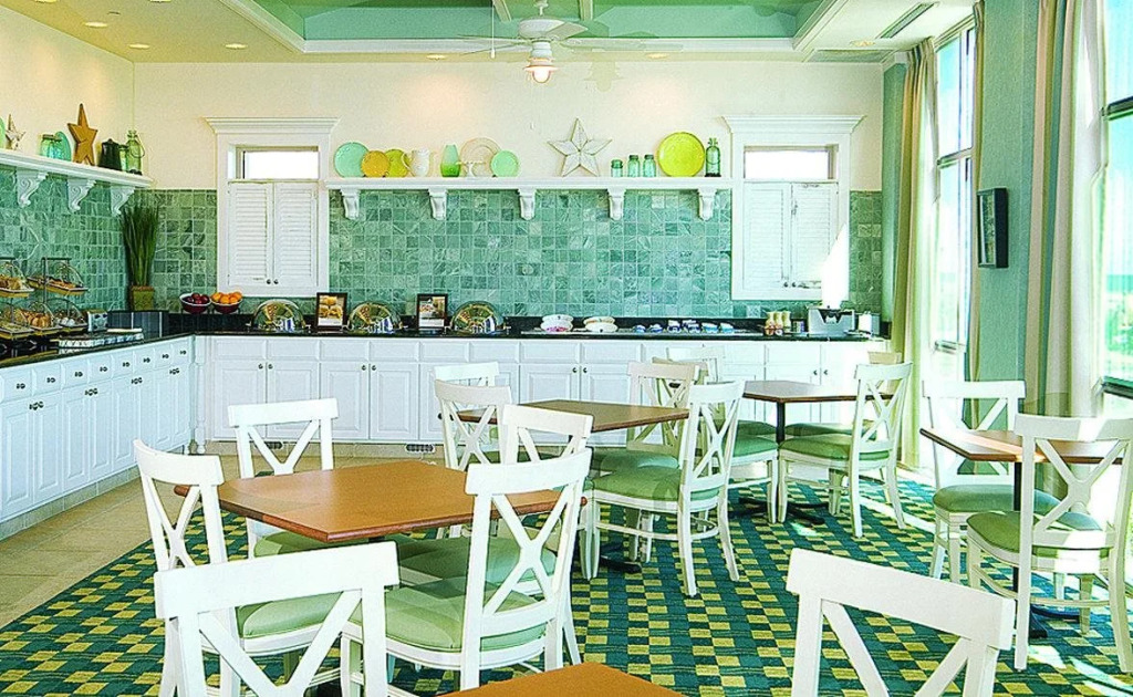 Отель Residence Inn by Marriott Virginia Beach Oceanfront