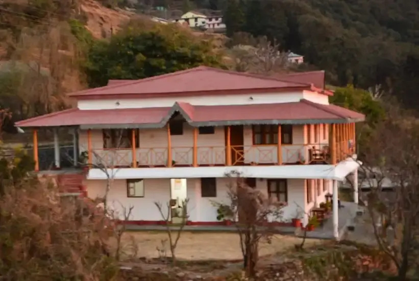 Kafal House Pangot