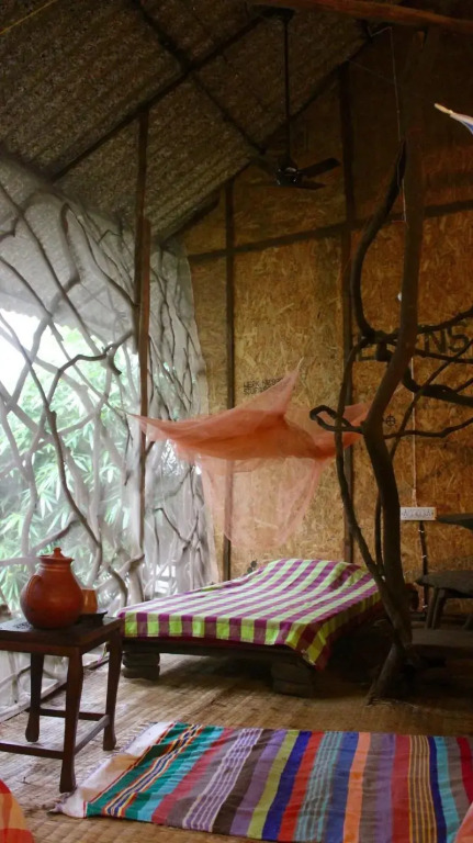 Saraya Art Cafe B&B