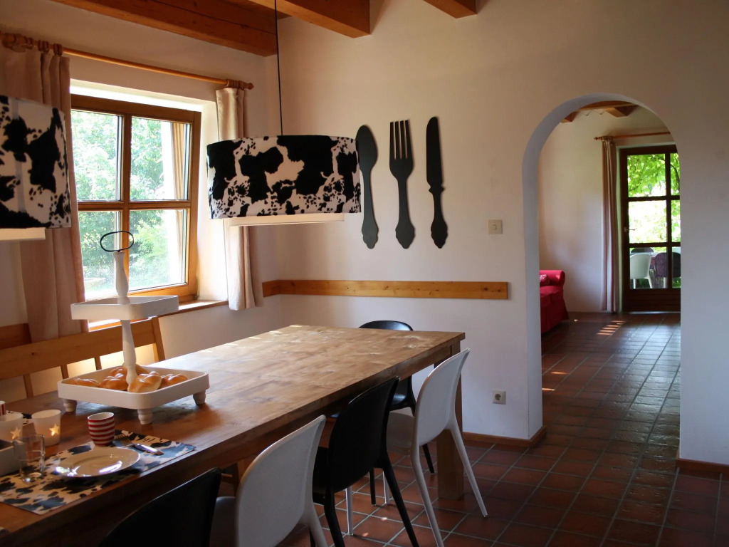 Quaint Mansion near ski bus in Goldegg