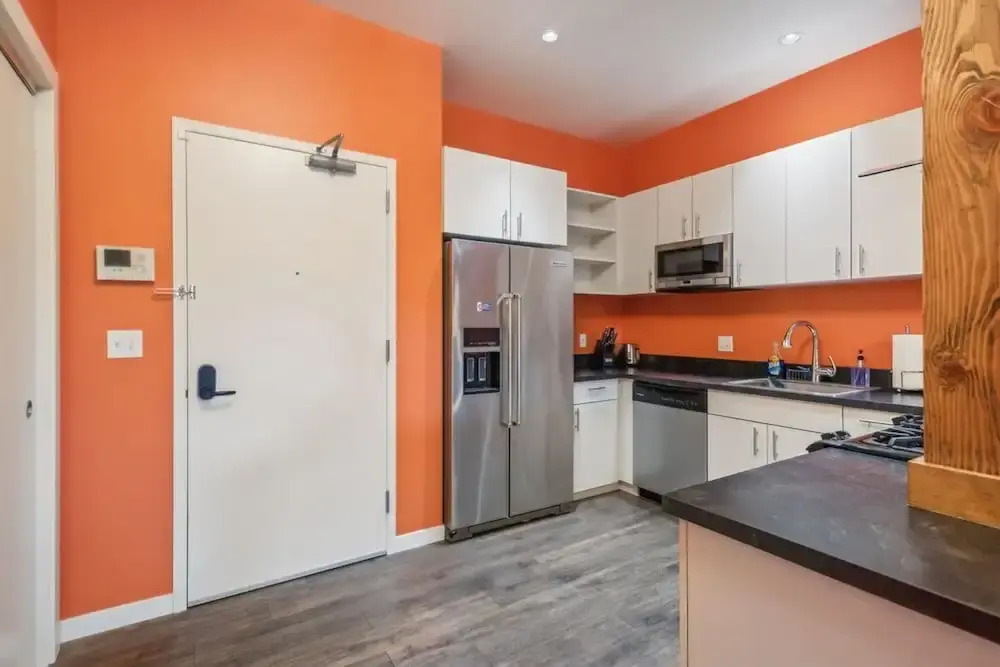 Sunstone Suite - 202