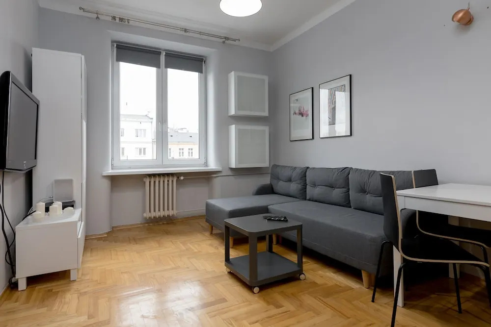 Grojecka Stara Ochota Apartment