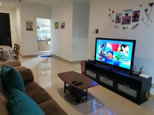 Shaftsbury Residence Cyberjaya with free parking & Netflix