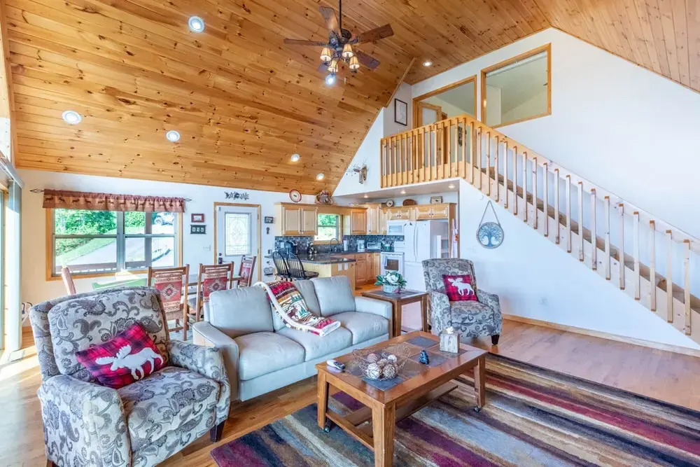 The Blue Ridge Mountain Top Cabin