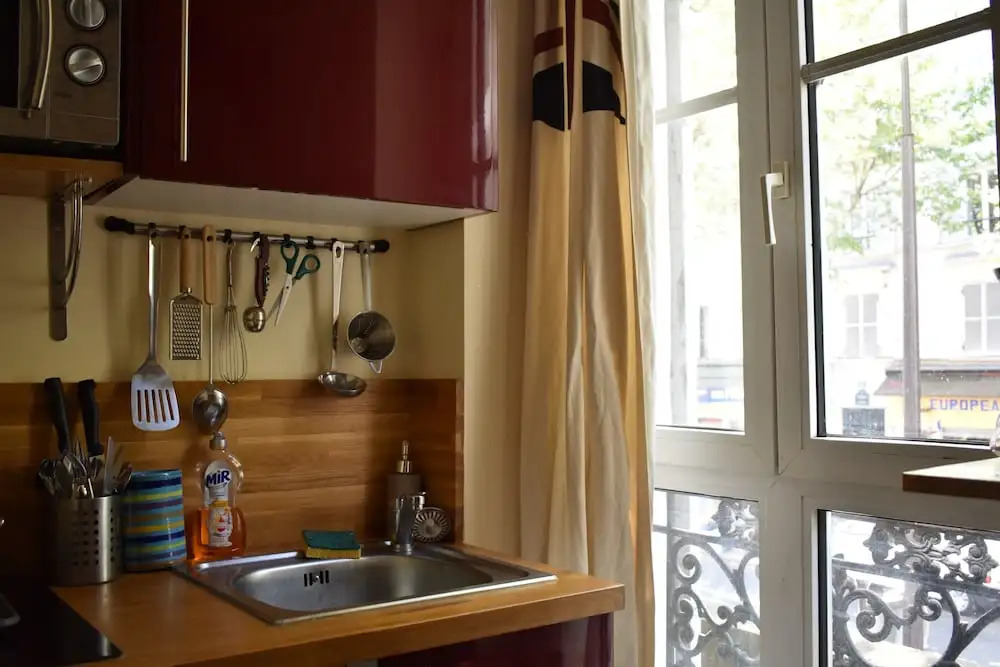 Renovated Studio in Paris