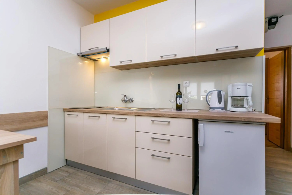 Holiday House Snjezana