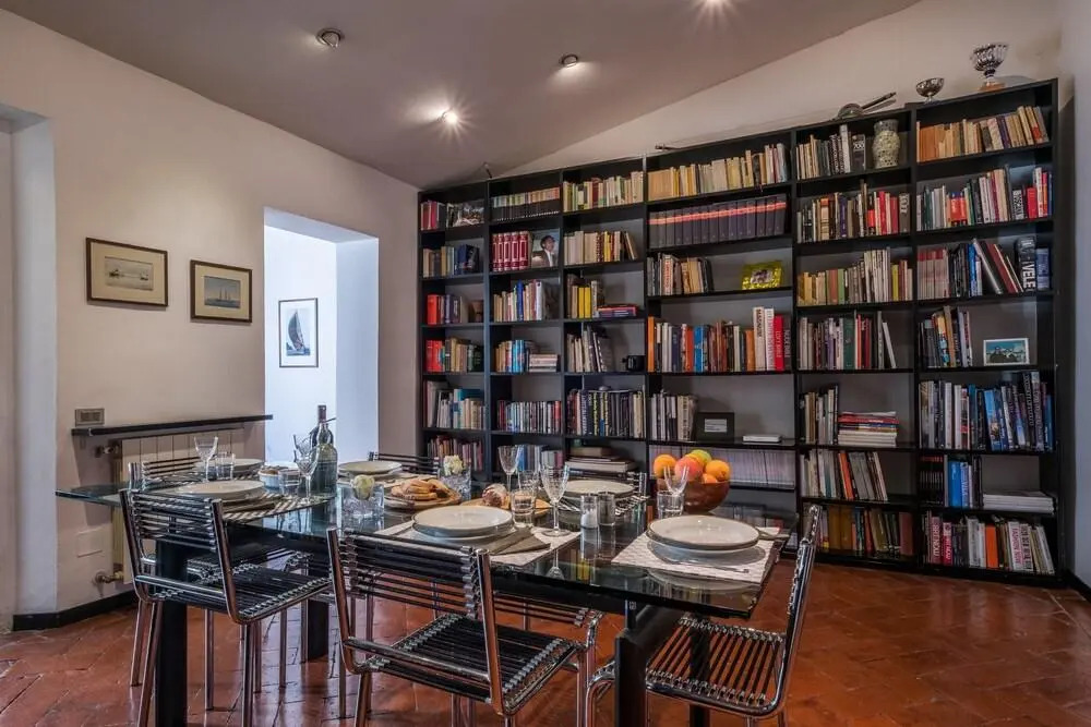Cosy Suites in Glamorous Santo Spirito PLUS