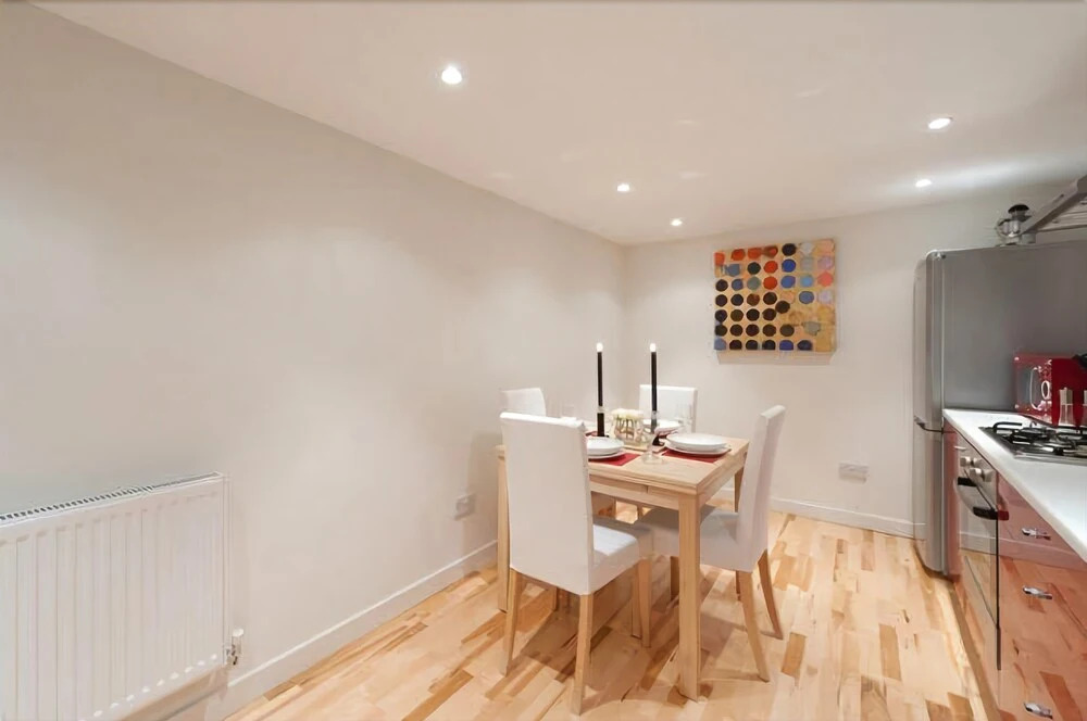 Henderson Street Apartment