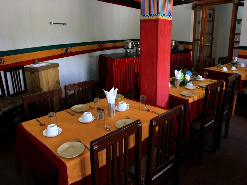 Hotel Mahay Palace