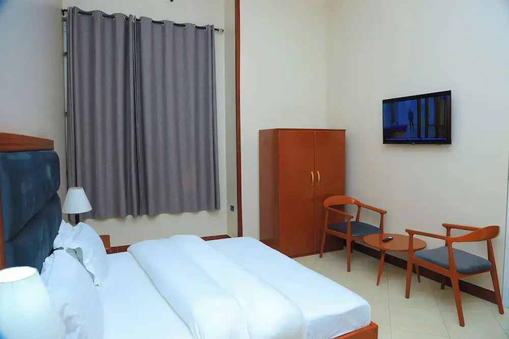 Rostel Villa Hotel