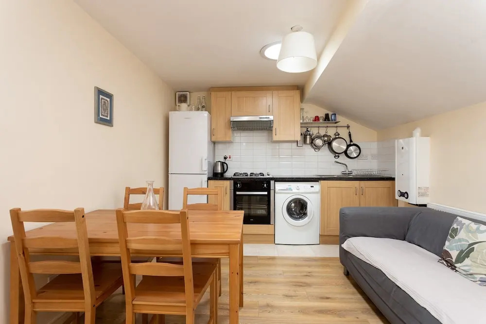 2 Bedroom Apartment in Dalston