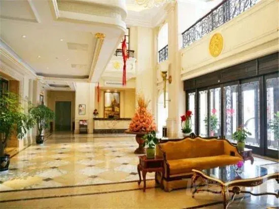Nantong Jinshi Apartment (Nantong University)
