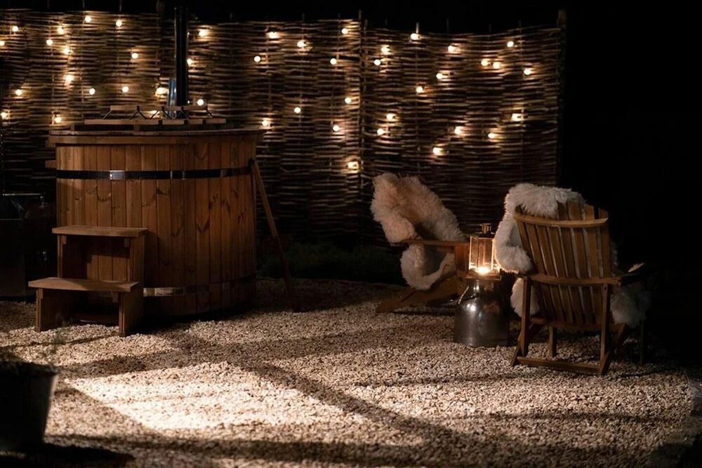 Luxury Hut - With own hot Tub, in Tunbridge Wells