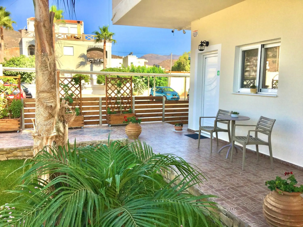 Emmanouelas Apts