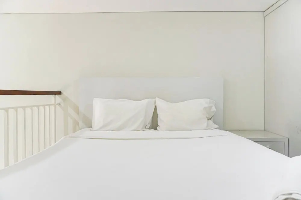 Good Deal Studio Loft At Nifarro Park Apartment