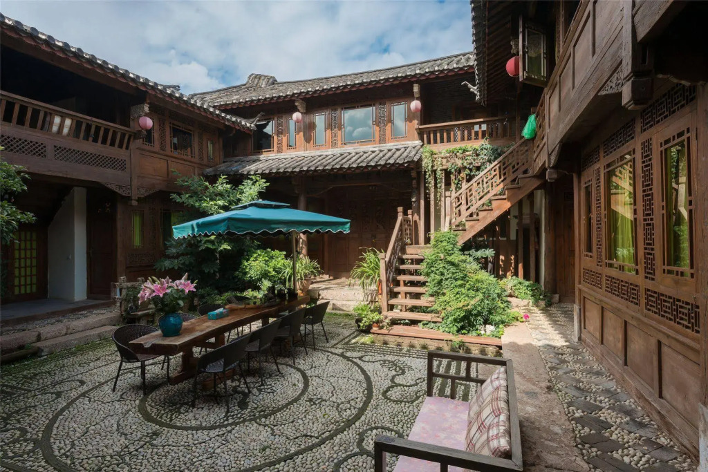 Blossom Hill Inn - Lotusland