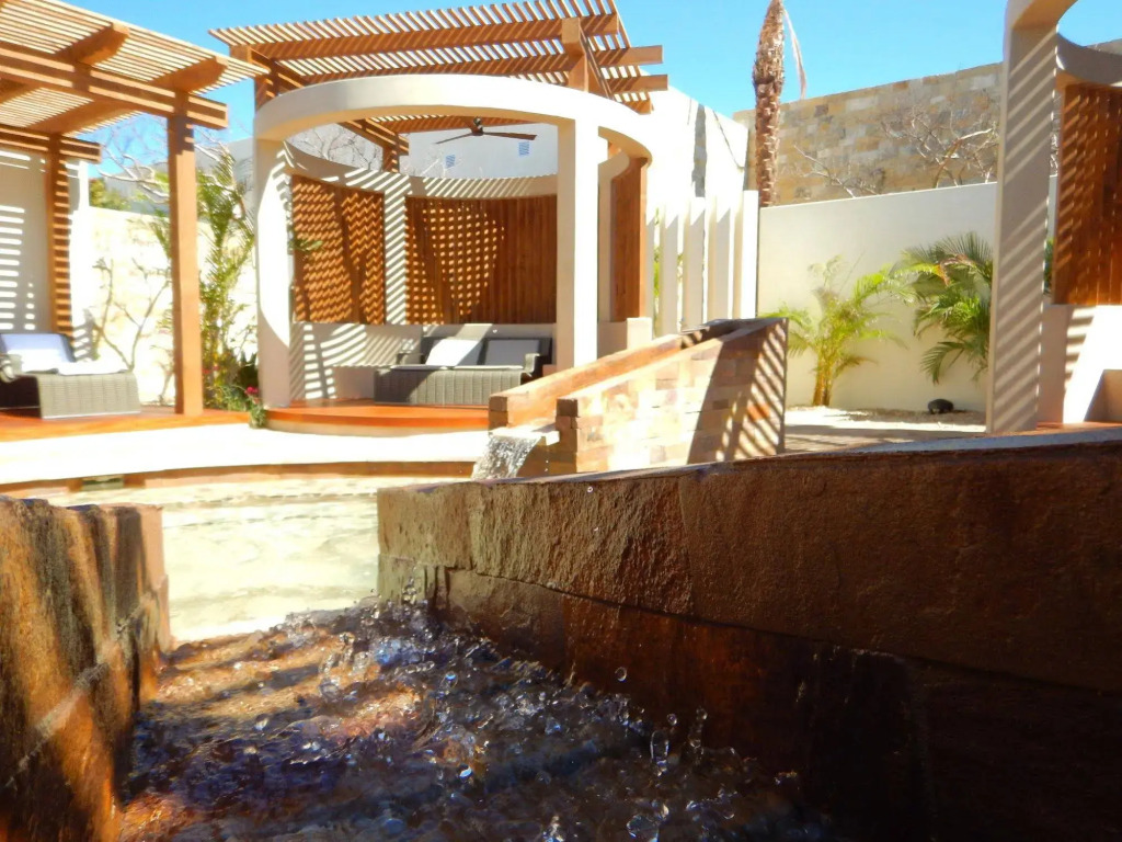 Chileno Bay Resort & Residences, Auberge Collection