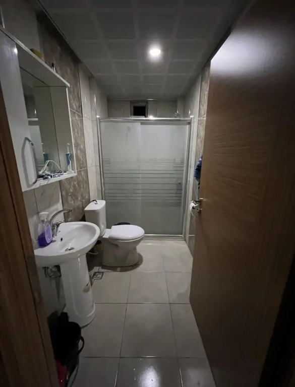 shared apartment with private room-özel odalı ortak daire