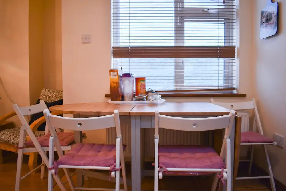 Central 3 Bedroom Townhouse Near O'Connell Street