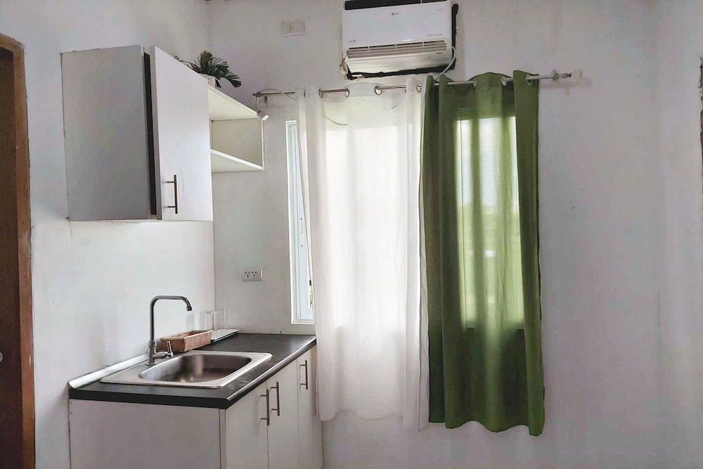 Charlz Angel Inn Iloilo