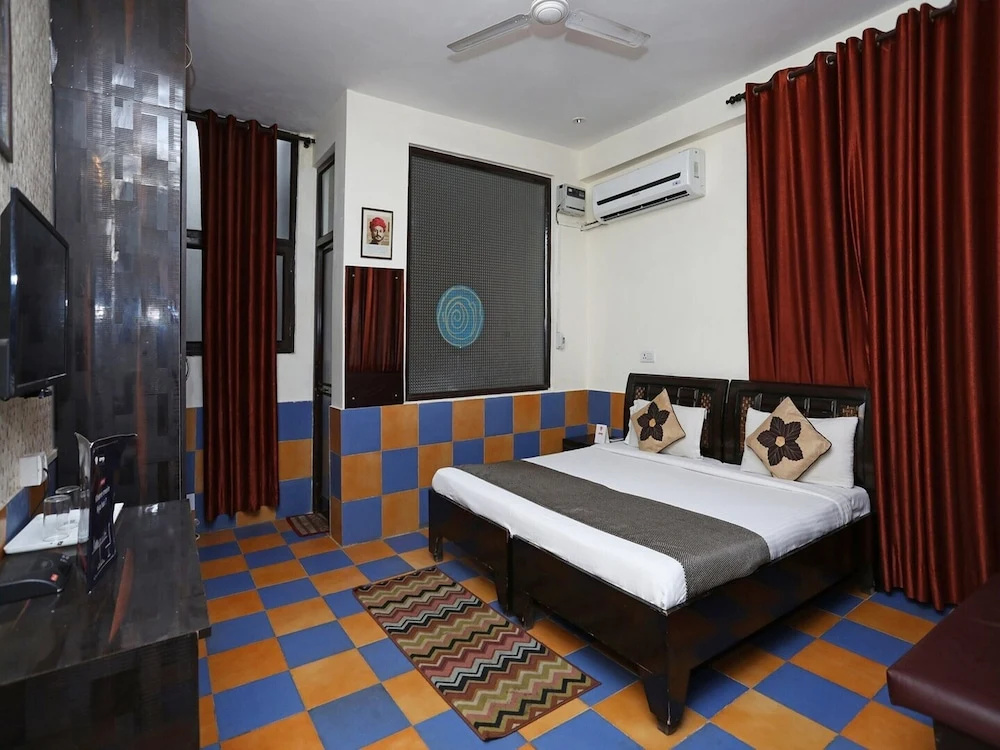 Hotel O by OYO Grand Empire Expressway