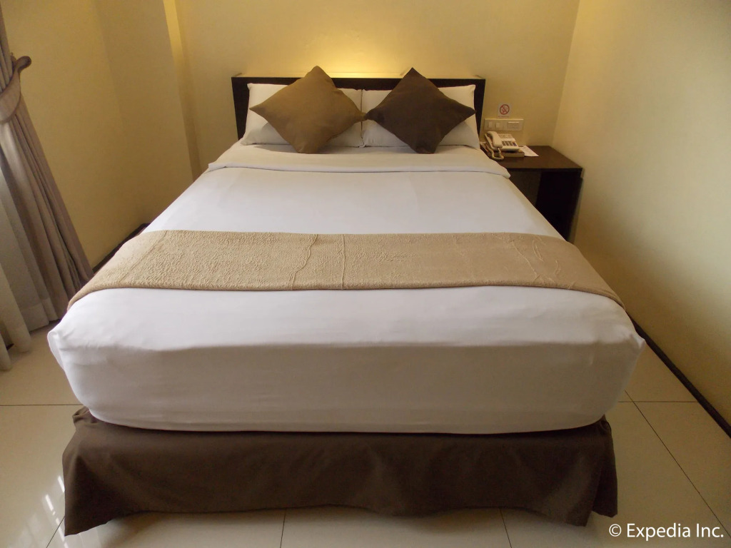 M Citi Suites
