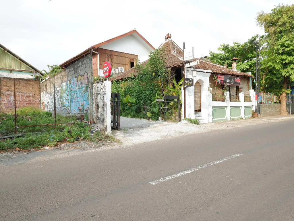 OYO 4016 Tan Jokteng Guest House