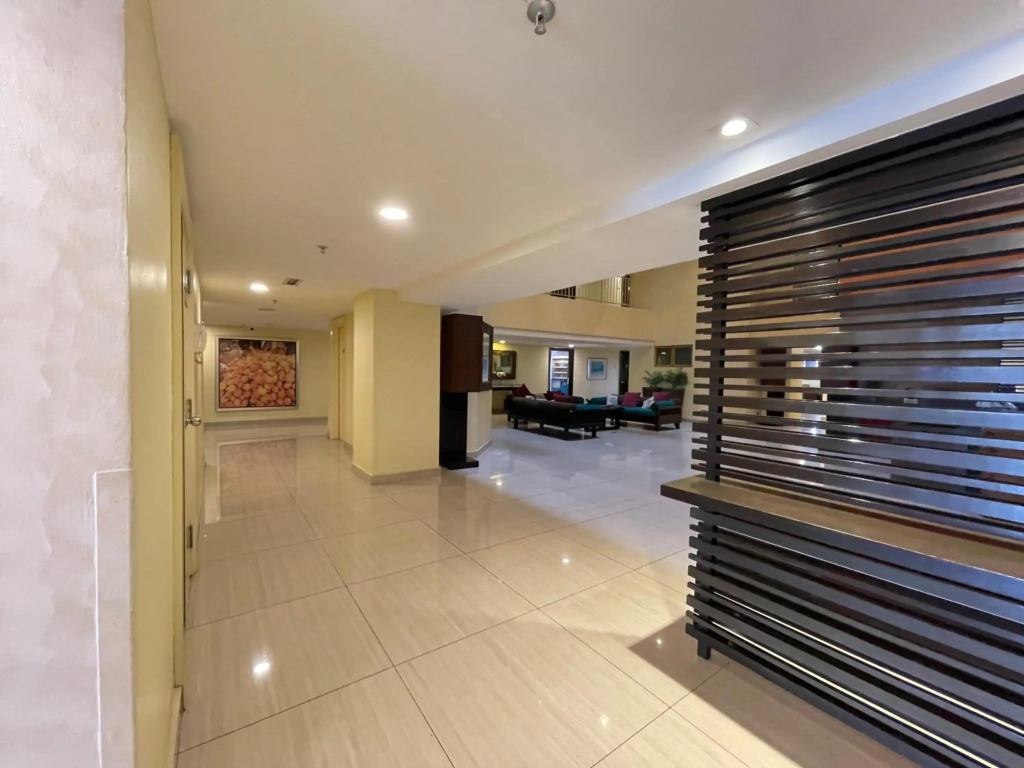 Sunway Resort Suites max 4 pax studio 1 mins walk to Sunway Pyramid