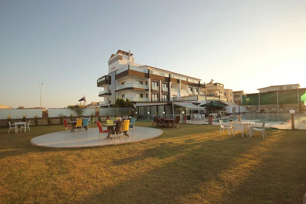 Alptekin Otel