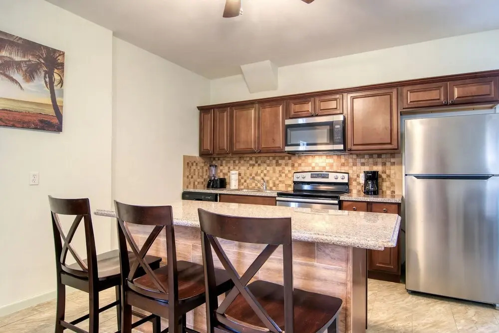 146 Beachview Drive Downstairs BVED146 - 3 Br Home