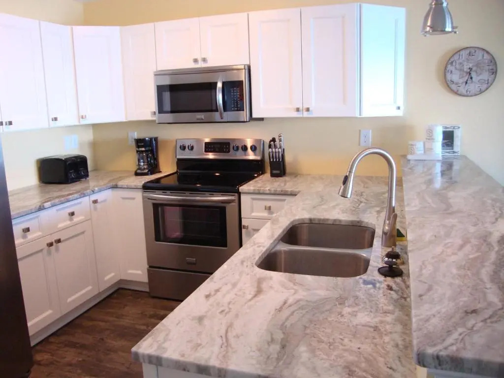 Put-in-Bay Waterfront Condo #205