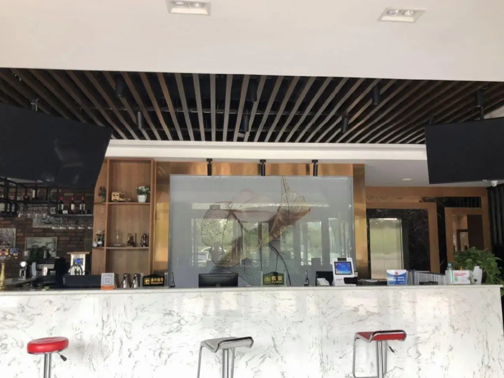 GreenTree Rizhao Lanshan Coach Station Hotel