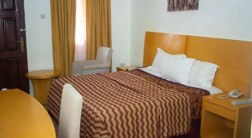 Leisure Hotel