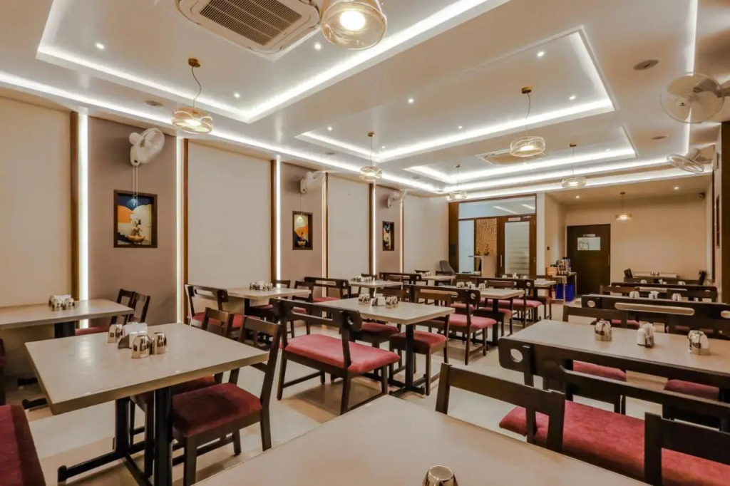 Blisss Hotel, Kolhapur