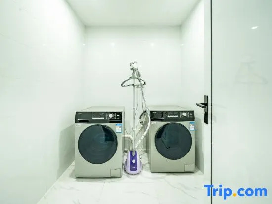 Xi'an Hotel (Weinan Bus Station)