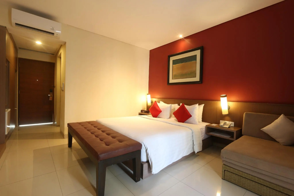 Grand La Walon Hotel