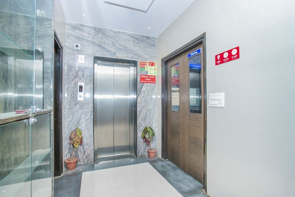 OYO 26197 Pride Suites