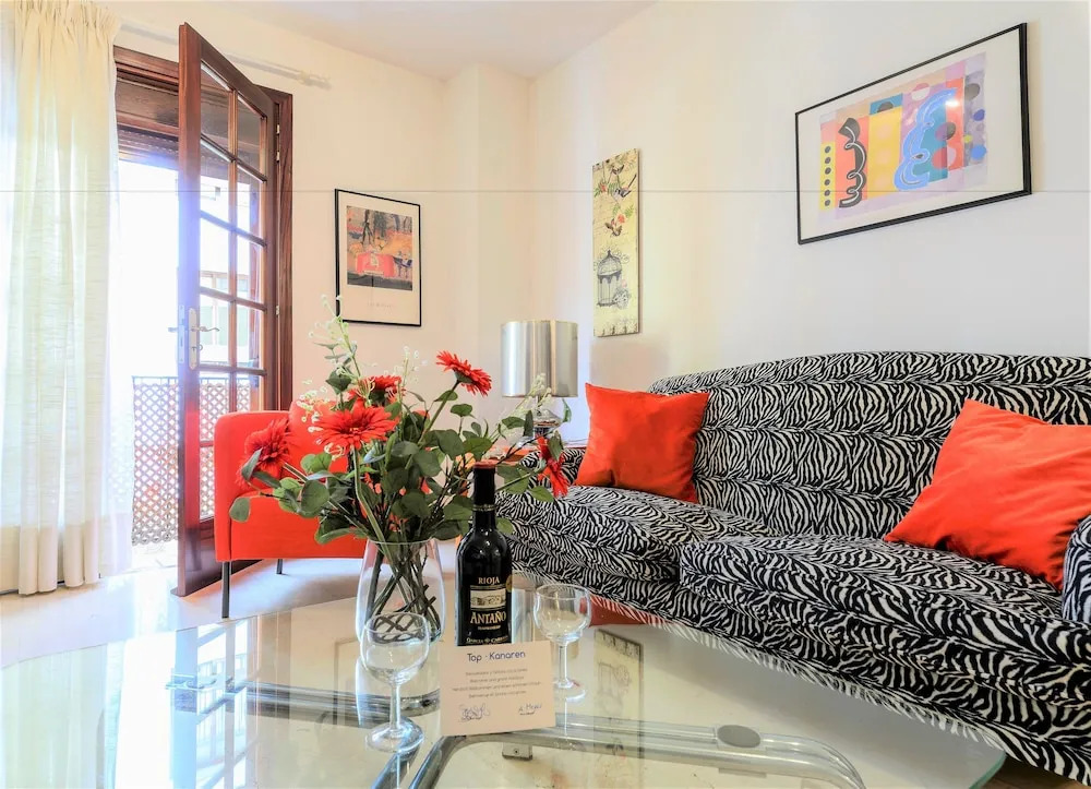 Sanabria Park Apartment with Pool