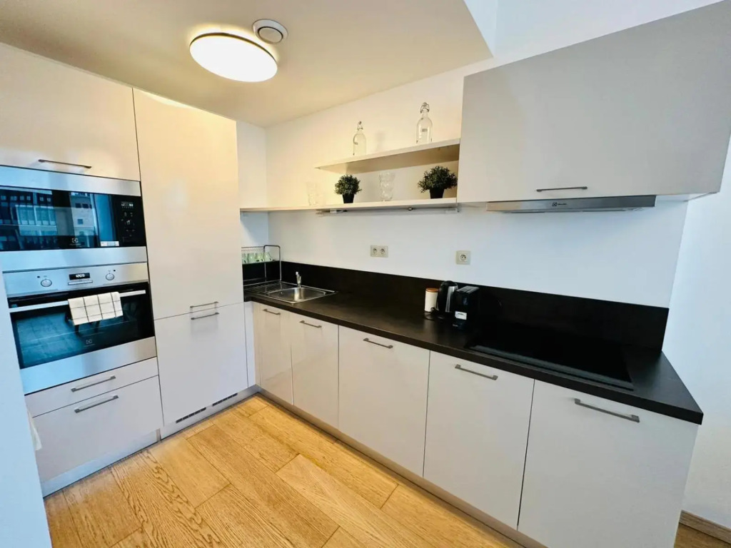 Apartments05 in new building with free parking Panorama city - amazing view close to Old town