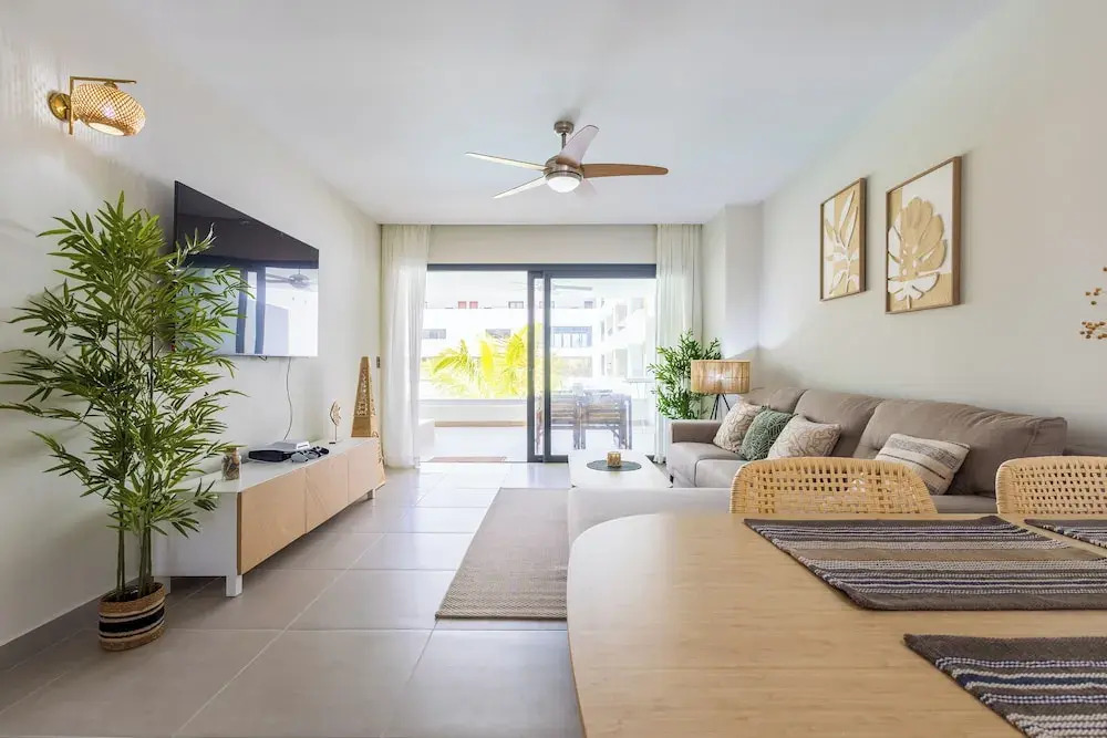 2BR Gardenia Retreat - Picuzzi & Pool