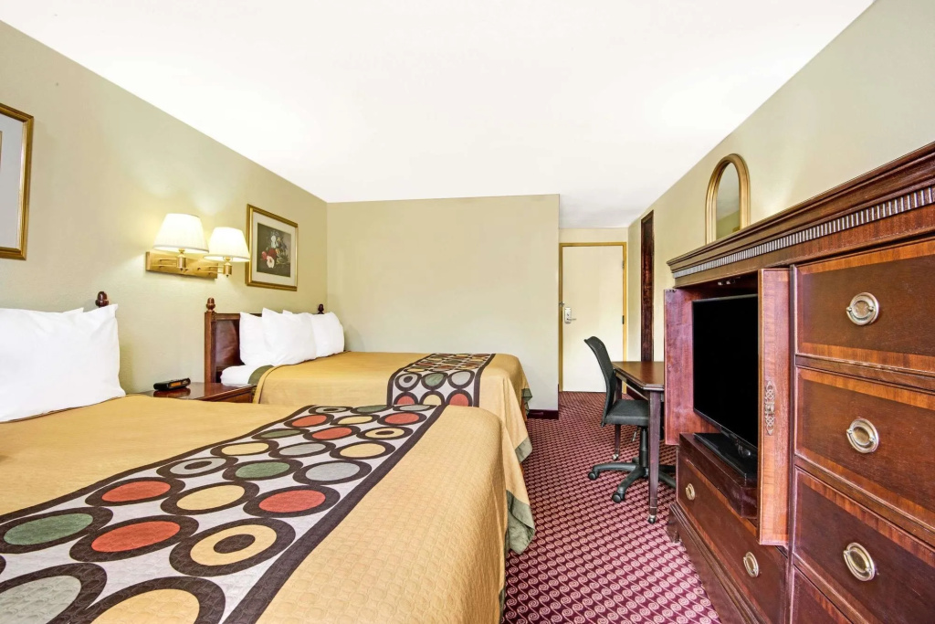 Baymont Inn & Suites by Wyndham