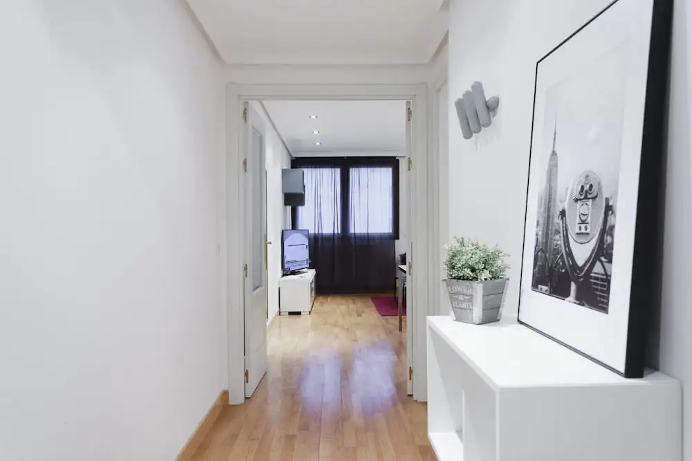 Ayala Apartment by FlatSweetHome