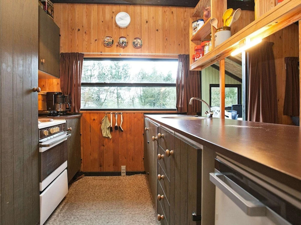 6 Person Holiday Home in Rodby