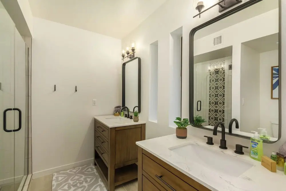 Beverly Scottsdale