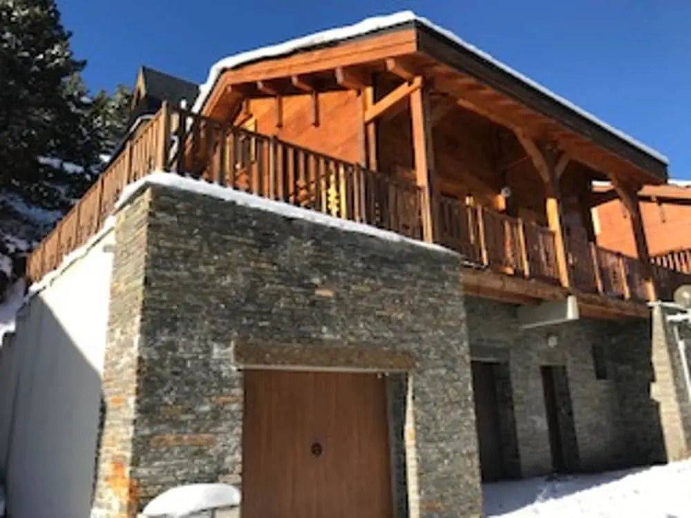 Chalet With 3 Bedrooms in Les Angles, With Wonderful Lake View and Fur