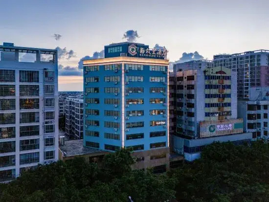 Nangulee Hotel