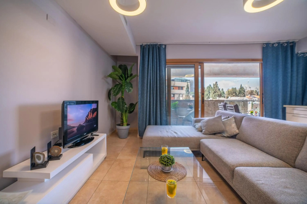 Art Apartment In Mamila - King David Residence