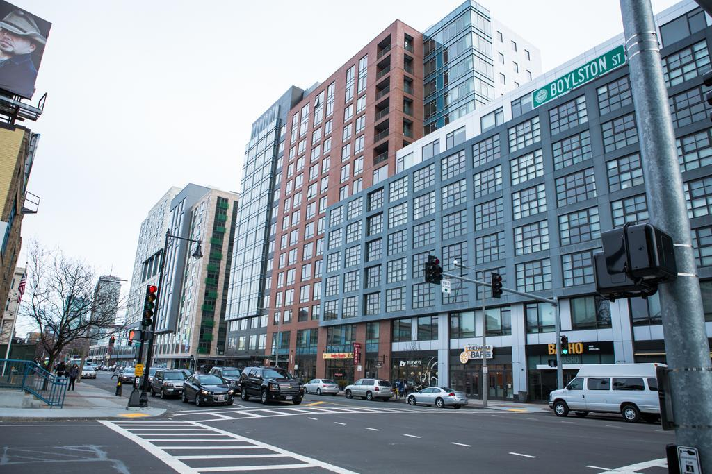 Luxury 2 Bedroom - 2 Bath Apartment Fenway- Boston