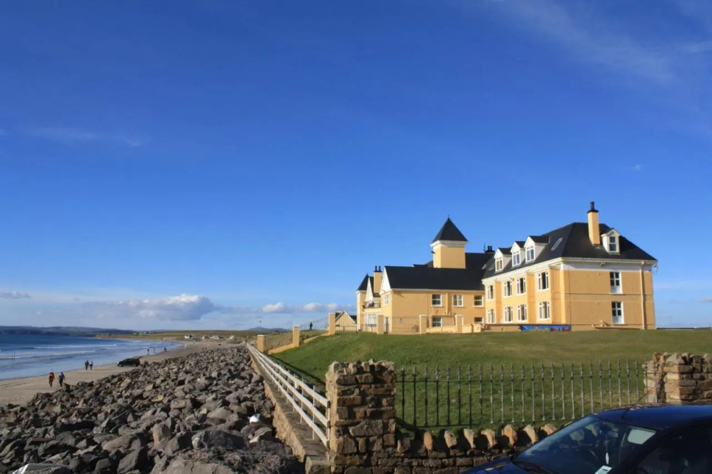 Sandhouse Hotel