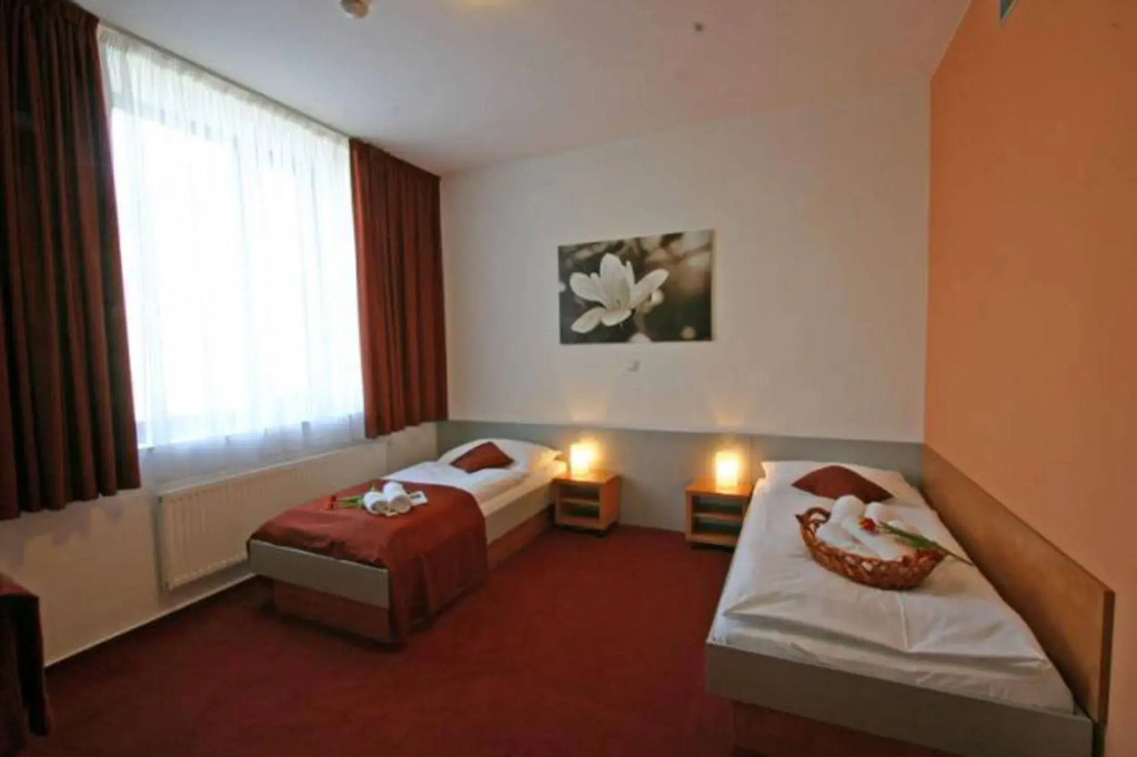 Hotel Ruby Blue